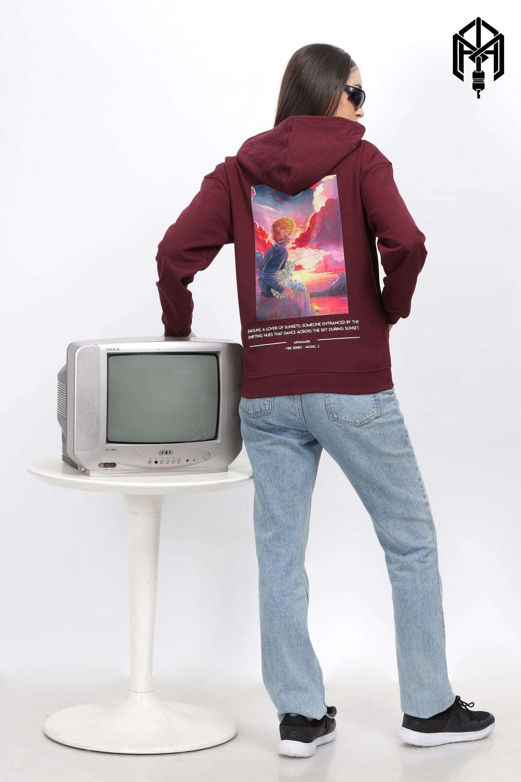 sweatshirt_sunset_female_18